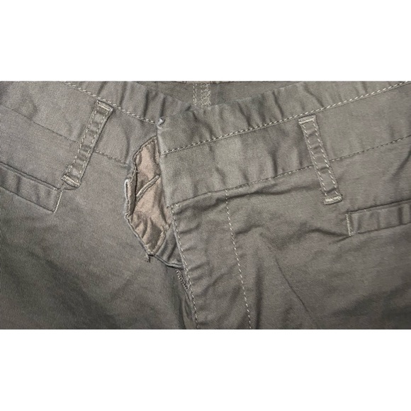 Capri Pants - Picture 2 of 3